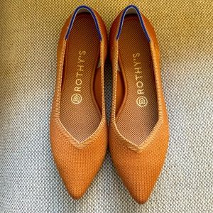 Rothy’s The Point Fawn Like New